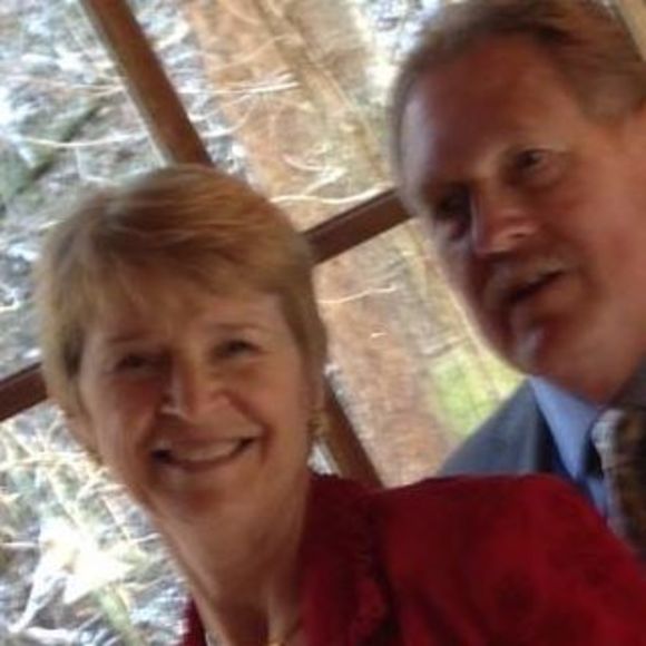 Meet your Posher, Pamela - Picture 2 of 2